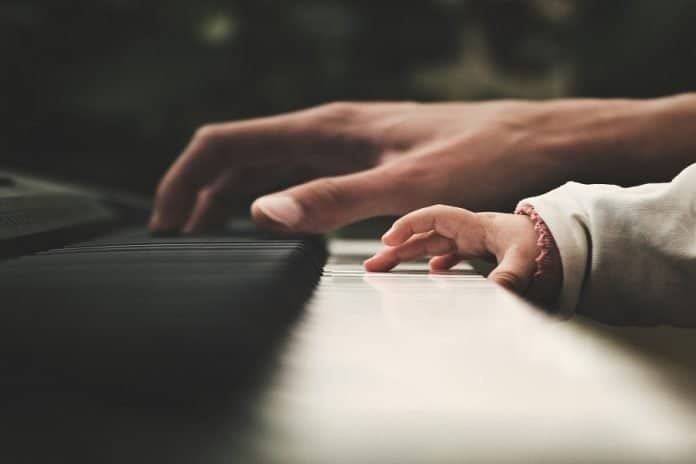 Les bienfaits du piano pour votre enfant